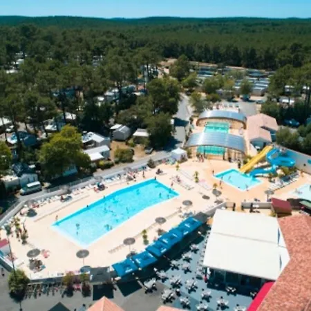 Camping Les Embruns Lege Cap Ferret 6 Personnes Climatisees
